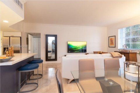 Copropriété à louer à Aventura, Floride: 2 chambres, 110.65 m2 № 1999452 - photo 2