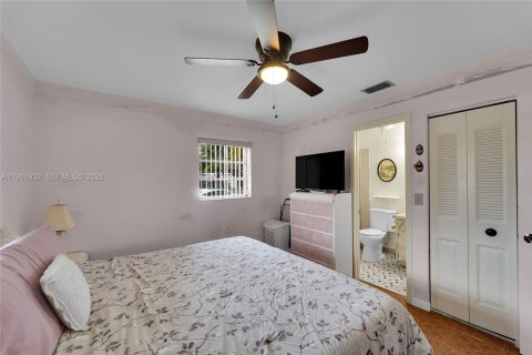 Купить виллу или дом в Холливуд, Флорида 3 спальни, 101.45м2, № 2023542 - фото 10