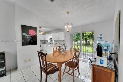 Купить виллу или дом в Холливуд, Флорида 3 спальни, 101.45м2, № 2023542 - фото 6