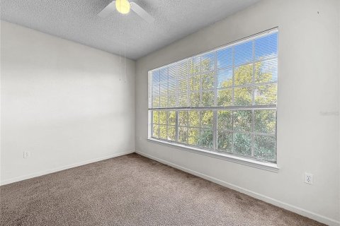 Condo in Orlando, Florida, 2 bedrooms  № 1918734 - photo 17