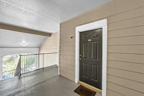 Condo in Orlando, Florida, 2 bedrooms  № 1918734 - photo 5