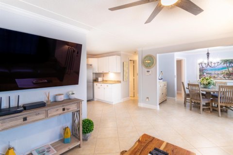 House in Palm Beach Gardens, Florida 3 bedrooms, 111.48 sq.m. № 2250765 - photo 24