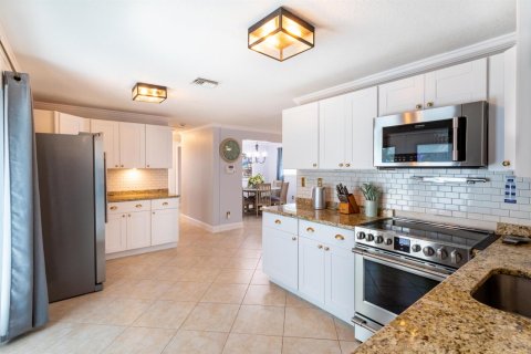 House in Palm Beach Gardens, Florida 3 bedrooms, 111.48 sq.m. № 2250765 - photo 30