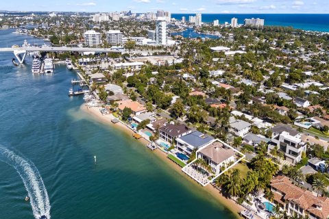 Купить виллу или дом в Форт-Лодердейл, Флорида 5 комнат, 517м2, № 2085853 - фото 7
