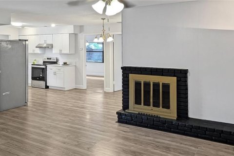 Casa en venta en Orlando, Florida, 4 dormitorios, 188.31 m2 № 1795670 - foto 11