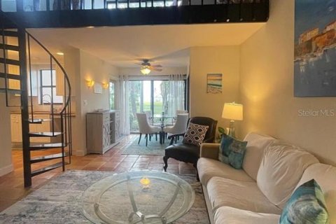 Townhouse in Sarasota, Florida 2 bedrooms, 91.14 sq.m. № 2233541 - photo 5