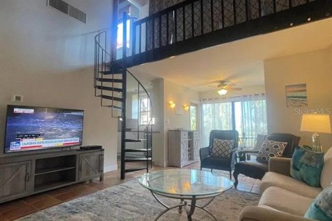 Townhouse in Sarasota, Florida 2 bedrooms, 91.14 sq.m. № 2233541 - photo 3