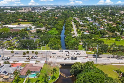 Casa en alquiler en Boca Raton, Florida, 5 dormitorios, 324.69 m2 № 1182695 - foto 1