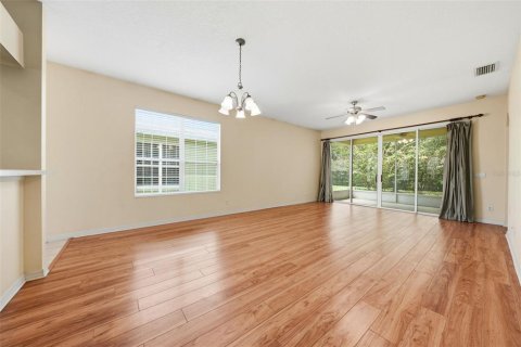 House in Tavares, Florida 3 bedrooms, 138.33 sq.m. № 2092936 - photo 15