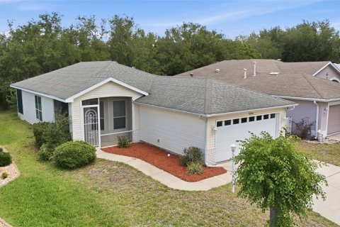 Villa ou maison à Tavares, Floride 3 chambres, 138.33 m2 № 2092936