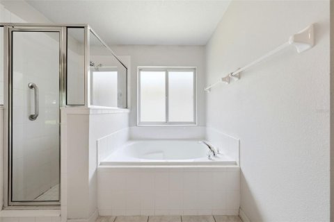 House in Tavares, Florida 3 bedrooms, 138.33 sq.m. № 2092936 - photo 23