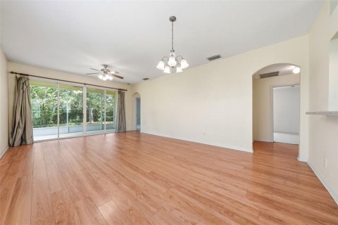 House in Tavares, Florida 3 bedrooms, 138.33 sq.m. № 2092936 - photo 13