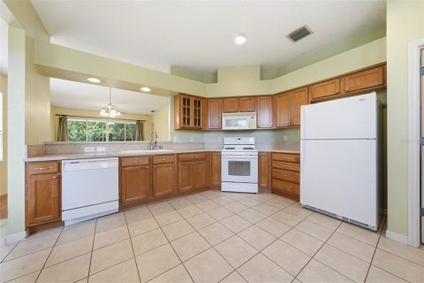 House in Tavares, Florida 3 bedrooms, 138.33 sq.m. № 2092936 - photo 9