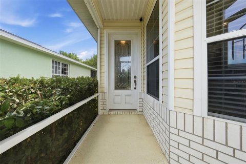 House in Tavares, Florida 3 bedrooms, 138.33 sq.m. № 2092936 - photo 5