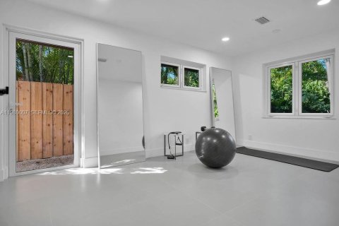 Casa en venta en Wilton Manors, Florida, 4 dormitorios, 208.1 m2 № 2049673 - foto 22