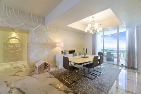 Condo in Sunny Isles Beach, Florida, 3 bedrooms  № 2090351 - photo 30