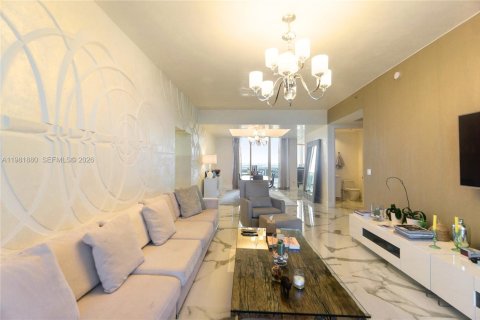 Condo in Sunny Isles Beach, Florida, 3 bedrooms  № 2090351 - photo 4