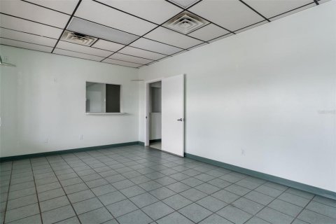 Immobilier commercial à louer à Crystal River, Floride: 148.64 m2 № 2102136 - photo 30