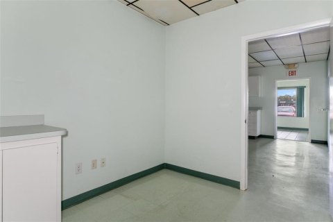 Immobilier commercial à louer à Crystal River, Floride: 148.64 m2 № 2102136 - photo 21