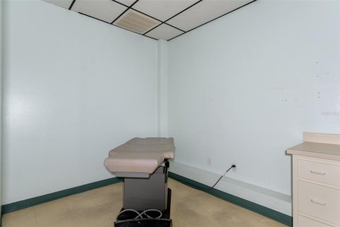 Immobilier commercial à louer à Crystal River, Floride: 148.64 m2 № 2102136 - photo 23
