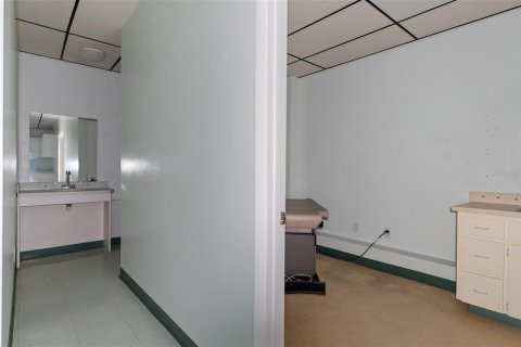 Immobilier commercial à louer à Crystal River, Floride: 148.64 m2 № 2102136 - photo 24