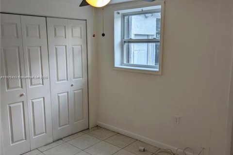 Commercial property in Miramar, Florida 218.04 sq.m. № 1706265 - photo 27