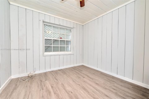 Commercial property in Miramar, Florida 218.04 sq.m. № 1706265 - photo 10