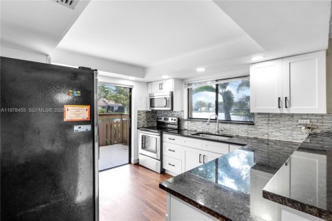 Copropriété à vendre à Plantation, Floride: 3 chambres, 139.35 m2 № 2046201 - photo 11