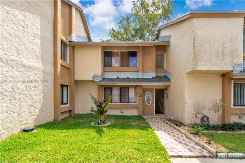 Copropriété à vendre à Plantation, Floride: 3 chambres, 139.35 m2 № 2046201 - photo 2