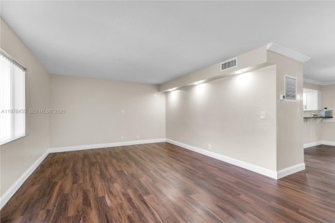 Copropriété à vendre à Plantation, Floride: 3 chambres, 139.35 m2 № 2046201 - photo 6