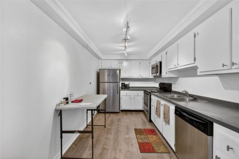 Condo in Clearwater, Florida, 1 bedroom  № 2095283 - photo 24