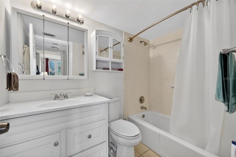 Condo in Clearwater, Florida, 1 bedroom  № 2095283 - photo 29