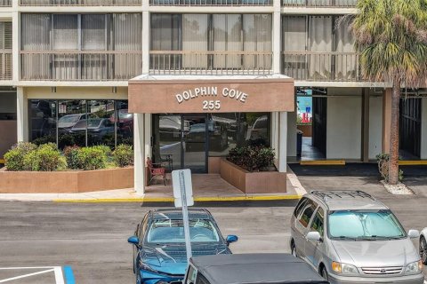Condo in Clearwater, Florida, 1 bedroom  № 2095283 - photo 10
