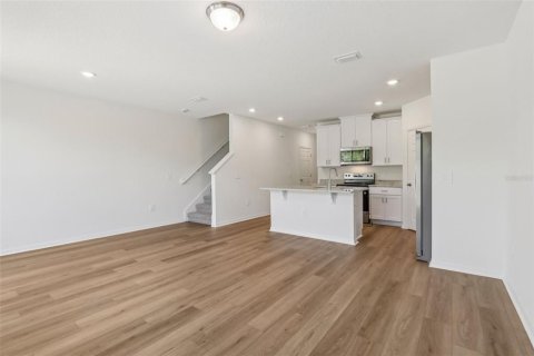 Снять в аренду таунхаус в Клермон, Флорида 3 комнаты, 137.96м2, № 1798382 - фото 9