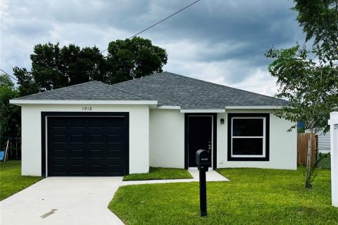 House in Haines City, Florida 3 bedrooms, 122.82 sq.m. № 1913415 - photo 28
