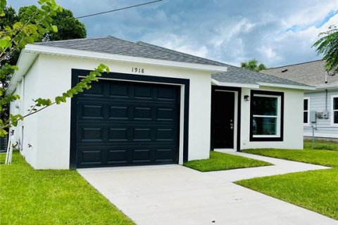 House in Haines City, Florida 3 bedrooms, 122.82 sq.m. № 1913415 - photo 29
