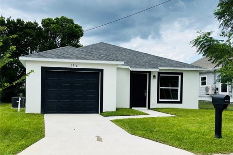 House in Haines City, Florida 3 bedrooms, 122.82 sq.m. № 1913415 - photo 5