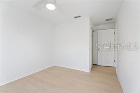 House in Haines City, Florida 3 bedrooms, 122.82 sq.m. № 1913415 - photo 20