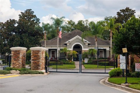 Touwnhouse à vendre à Sanford, Floride: 3 chambres, 177.81 m2 № 2413531 - photo 3