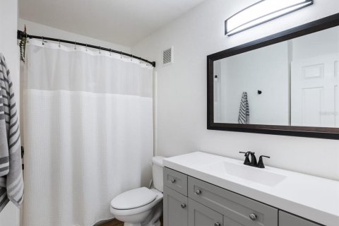 Condo in Bradenton, Florida, 2 bedrooms  № 1828119 - photo 18