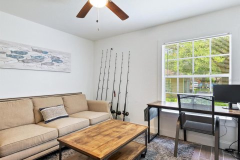 Condo in Bradenton, Florida, 2 bedrooms  № 1828119 - photo 22