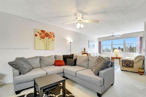 Купить кондоминиум в Санрайз, Флорида 2 спальни, 104.98м2, № 1968628 - фото 18