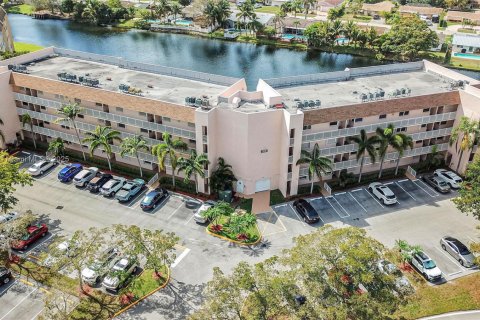 Купить кондоминиум в Санрайз, Флорида 2 спальни, 104.98м2, № 1968628 - фото 2