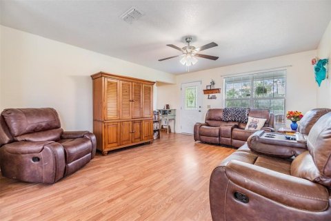 Casa en venta en Webster, Florida, 3 dormitorios, 164.99 m2 № 1844557 - foto 29