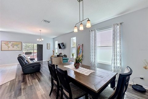 House in Davenport, Florida 3 bedrooms, 177.91 sq.m. № 2104656 - photo 4