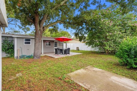 Villa ou maison à vendre à Tampa, Floride: 2 chambres, 97.55 m2 № 2199861 - photo 20