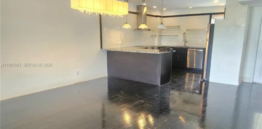 Condo in Sunrise, Florida, 1 bedroom  № 2060893