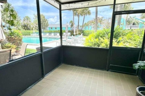 Apartment in Jensen Beach, Florida 2 bedrooms, 108.42 sq.m. № 2192023 - photo 14
