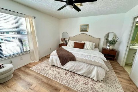 Apartment in Jensen Beach, Florida 2 bedrooms, 108.42 sq.m. № 2192023 - photo 8