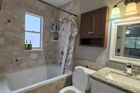 House in Orlando, Florida 3 bedrooms, 102.19 sq.m. № 1914831 - photo 12